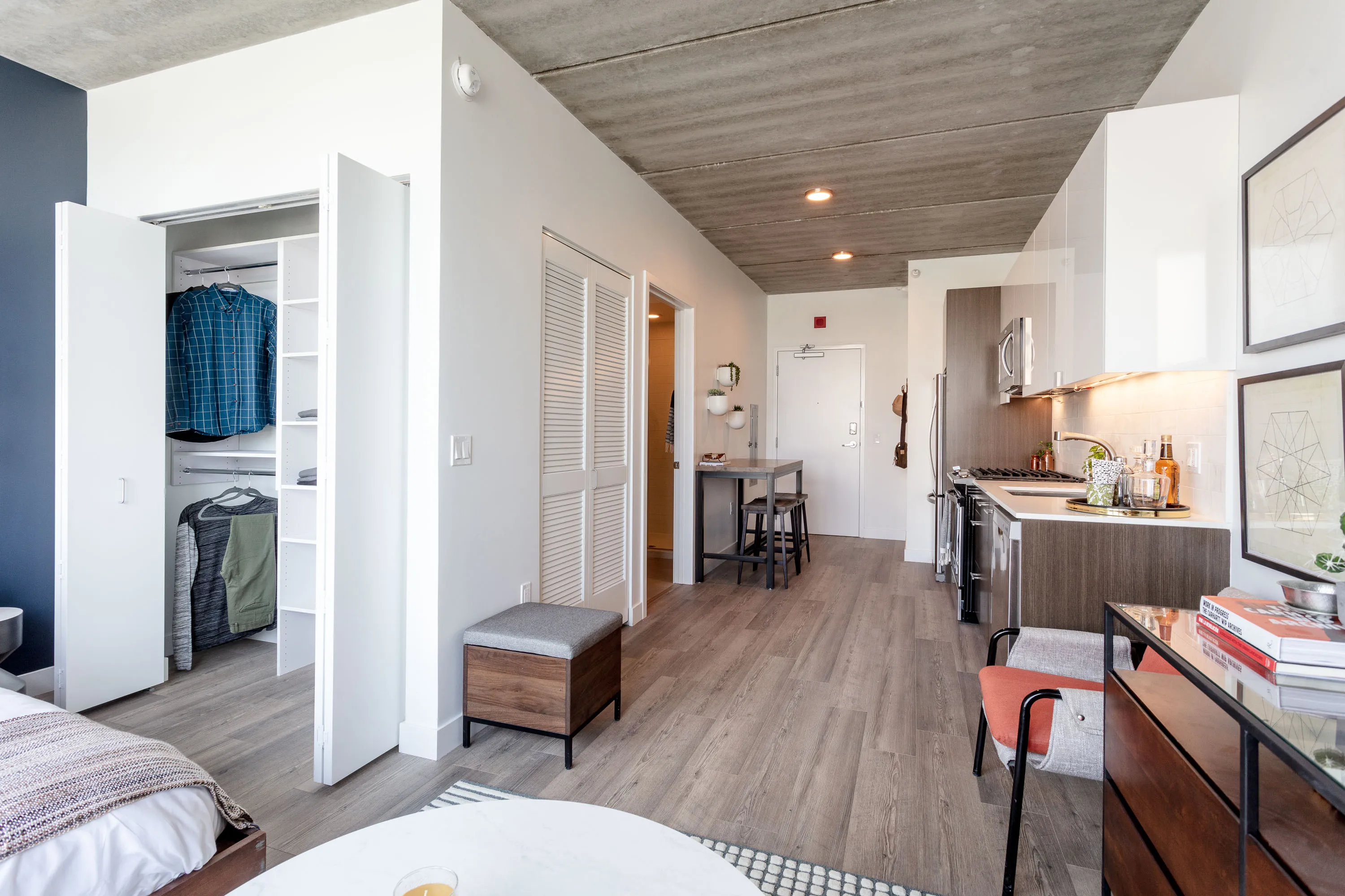 Wicker Park Connection Apartments