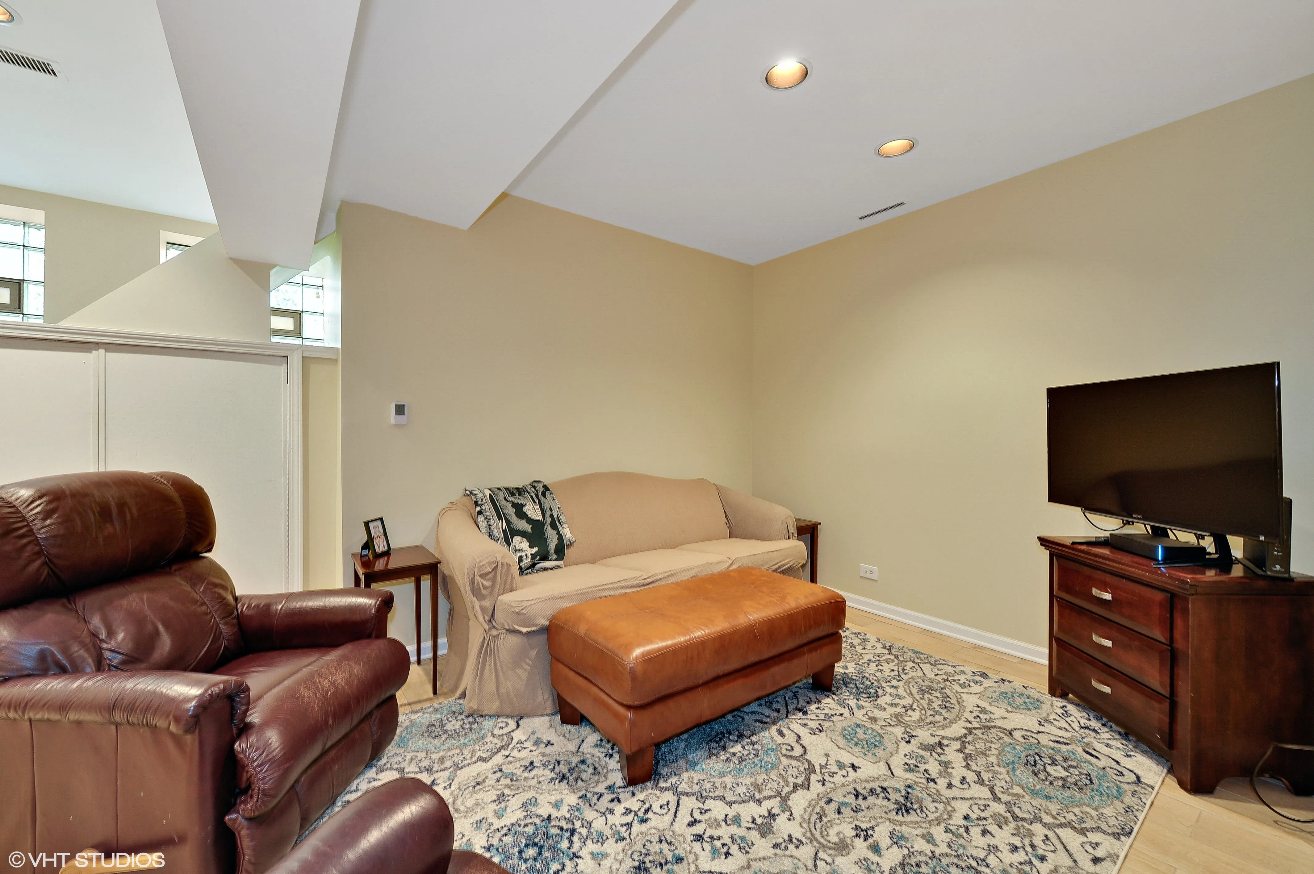 1917 N LARRABEE ST 60614-unit#GARD-Chicago-IL
