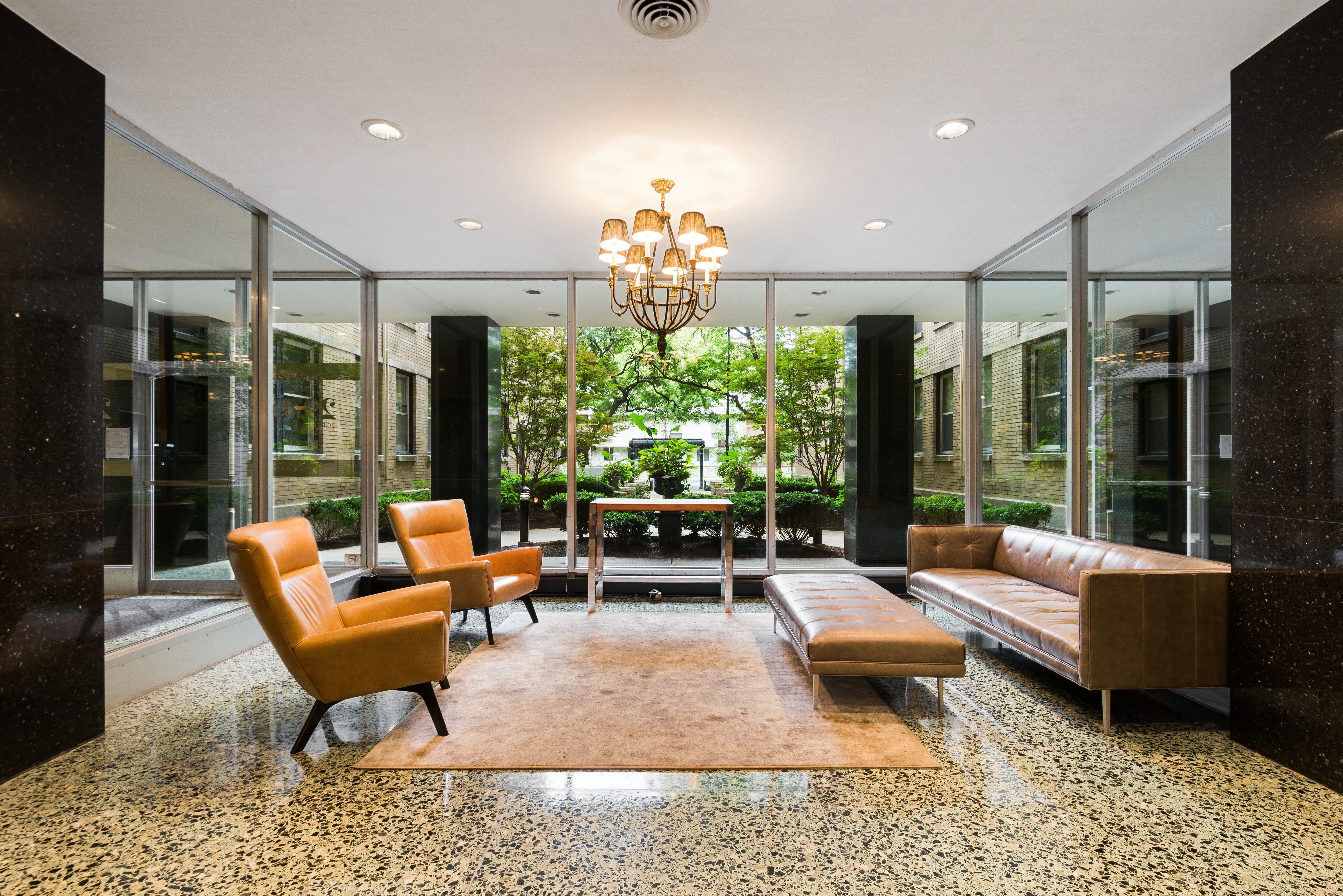 2970 North Sheridan Apartments