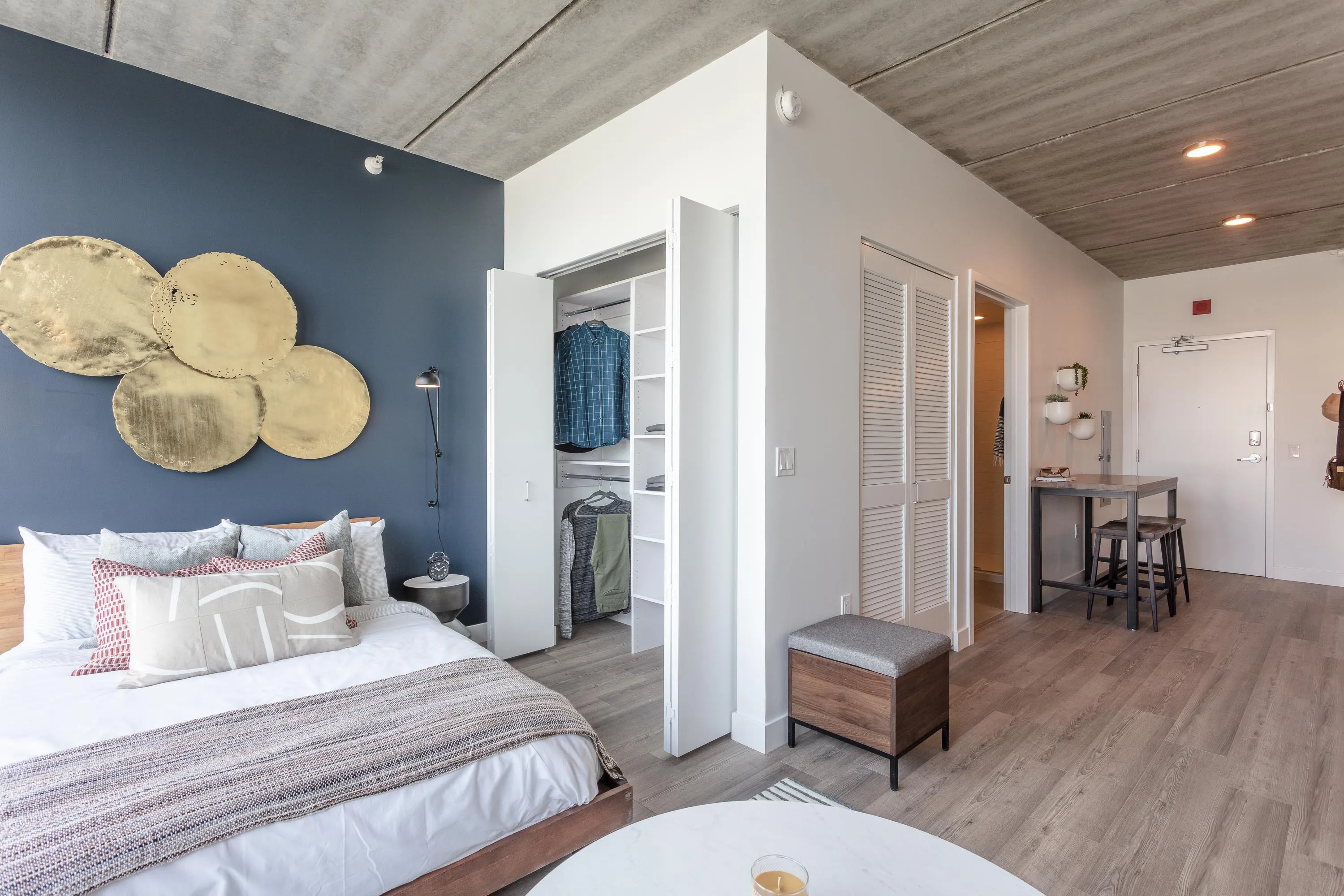 Wicker Park Connection Apartments