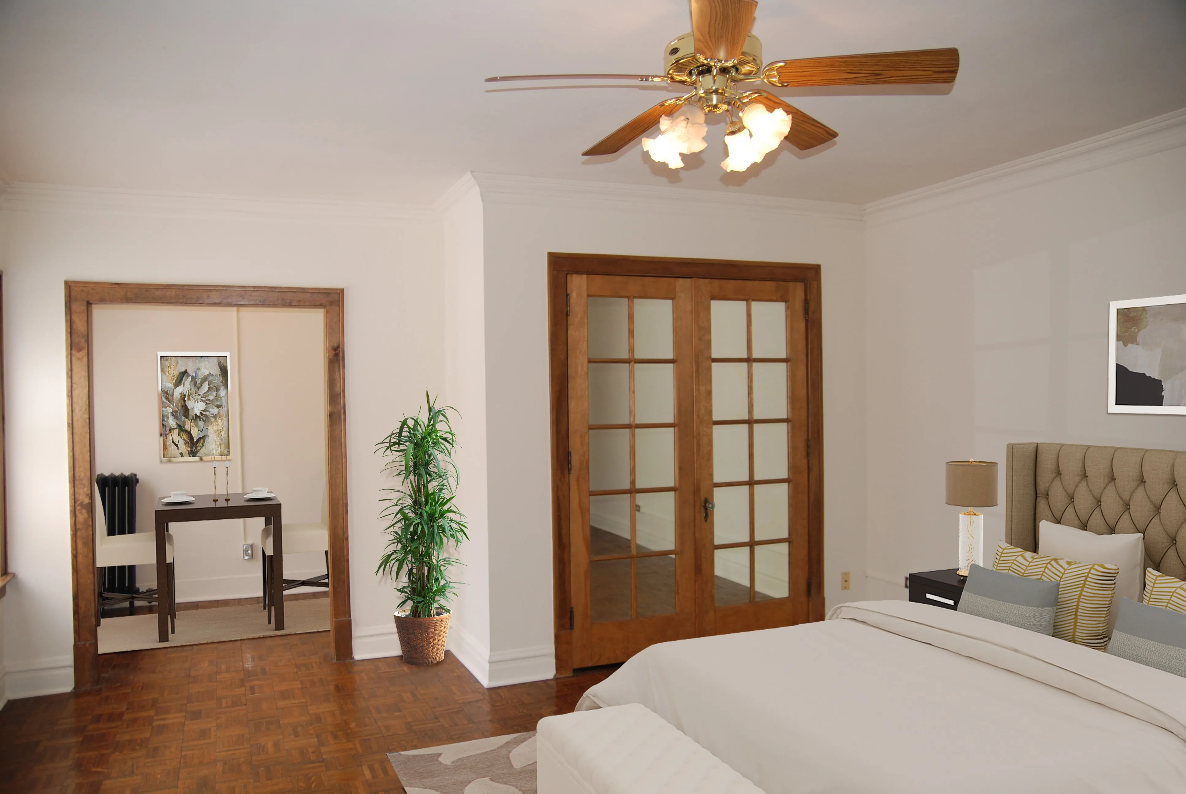 master bedroom at 533 W Oakdale Apartments in Lakeview Chicago
