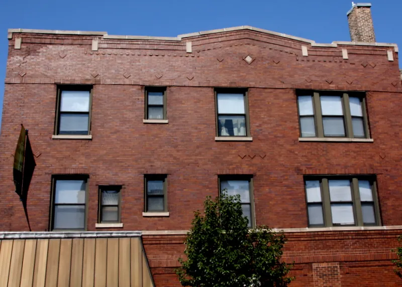 outisde of west manor apartments at 4601 North Western Apartments