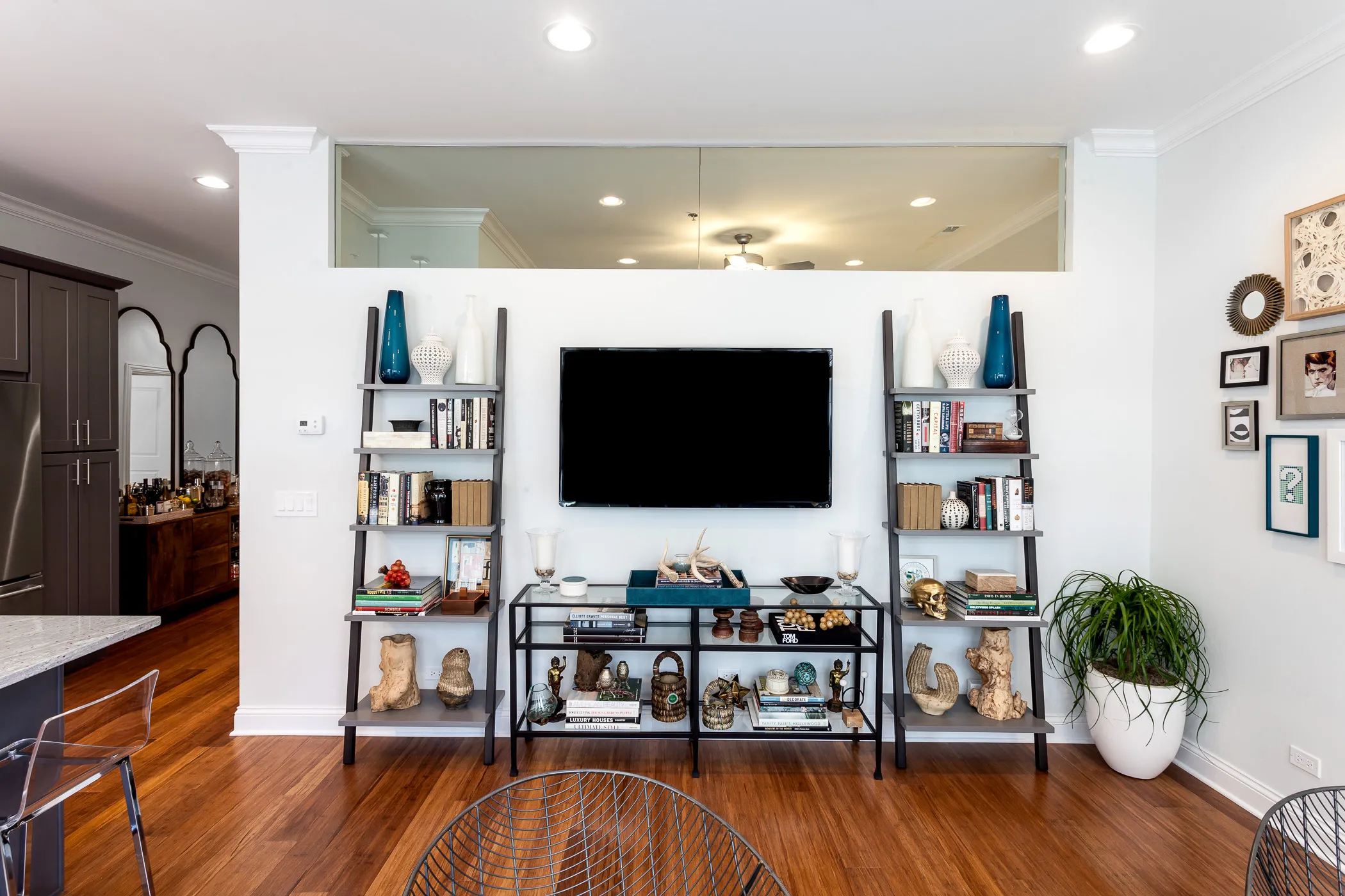 model kitchen at Wells Place Apartments in Chicago