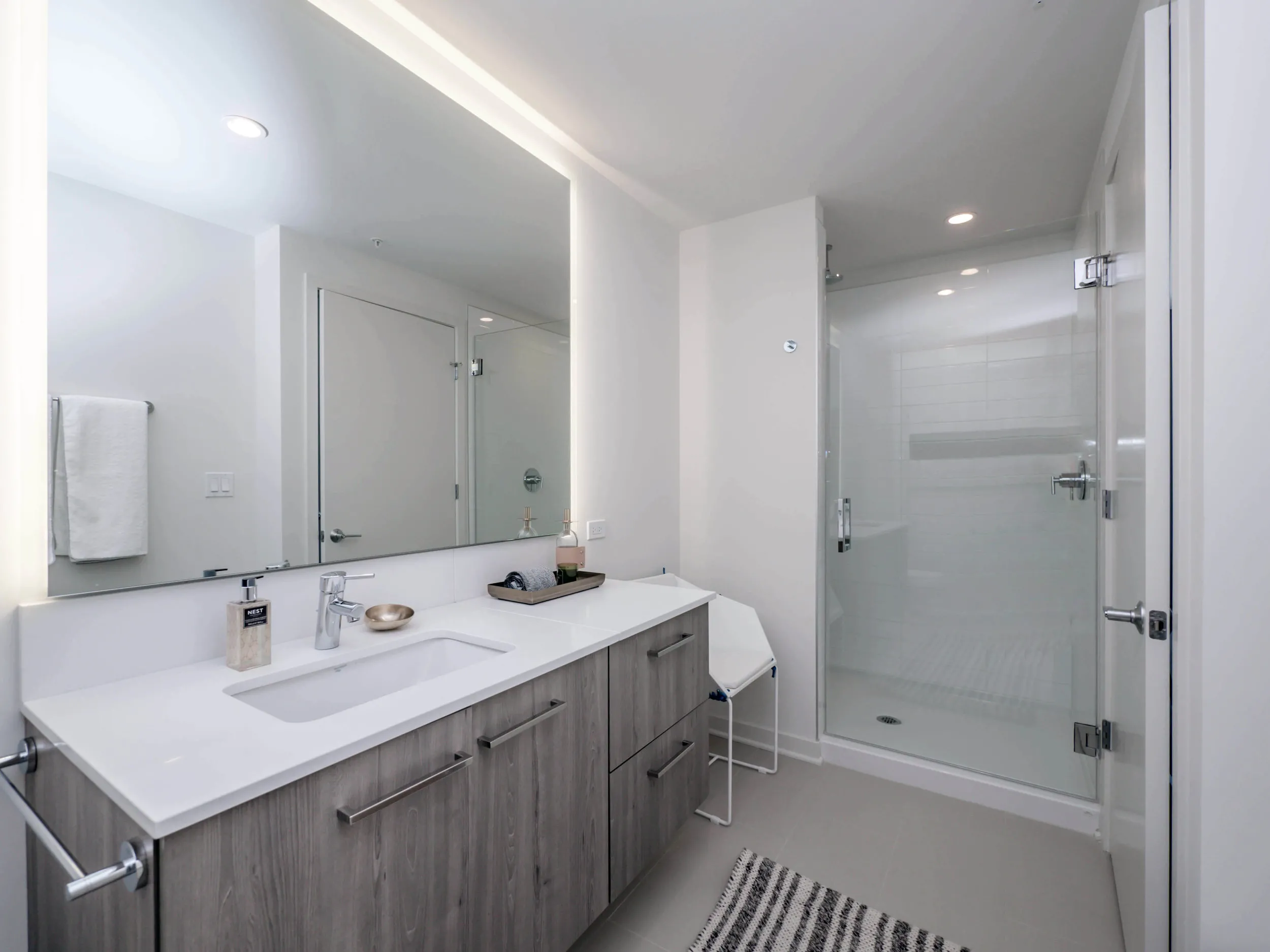 2 Bedroom Master Bathroom