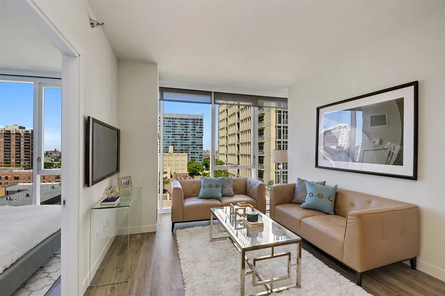 living room at 1407 On Michigan Apartments at 1407 South Michigan Ave