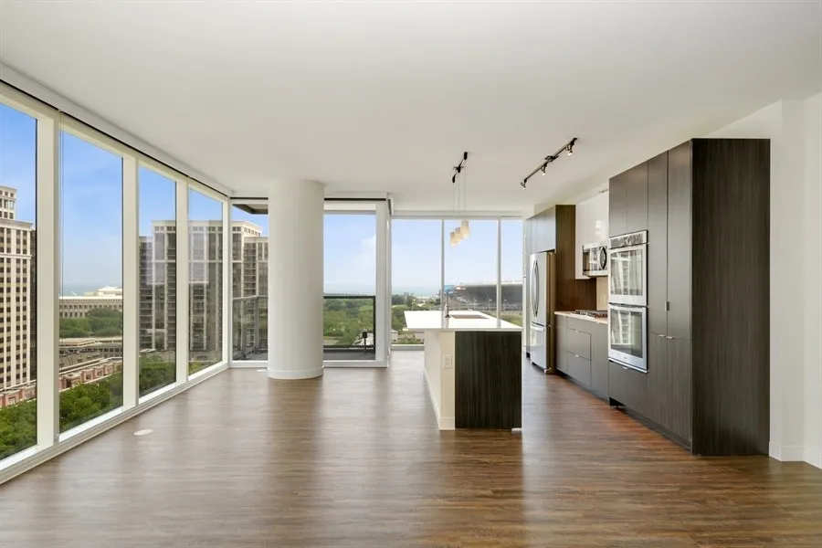 living room at 1407 On Michigan Apartments at 1407 South Michigan Ave