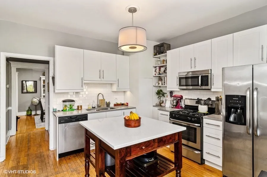 1642 W BRYN MAWR AVE 60660-unit#2-Chicago-IL