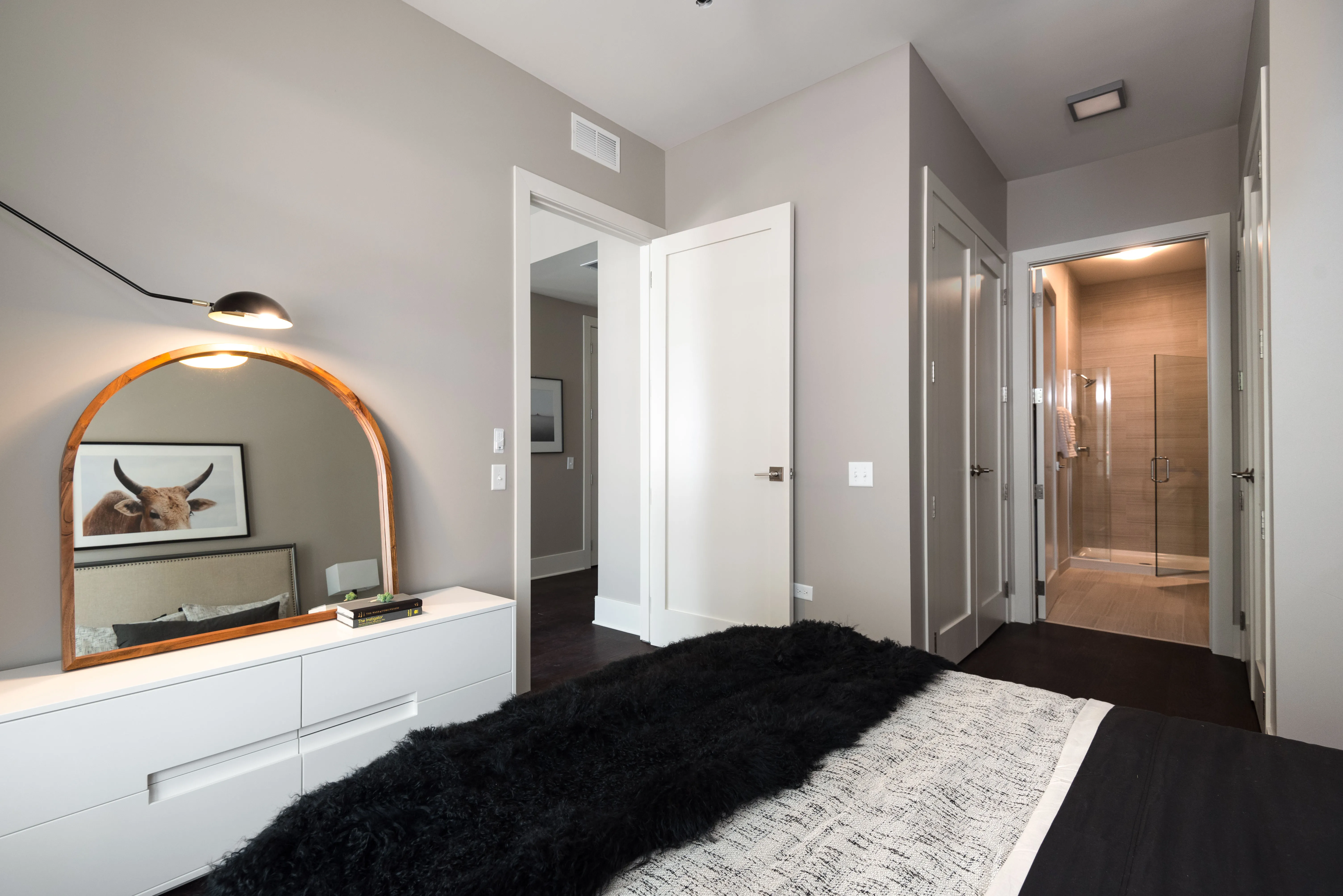 Twenty Fifty Lincoln Park Apartments