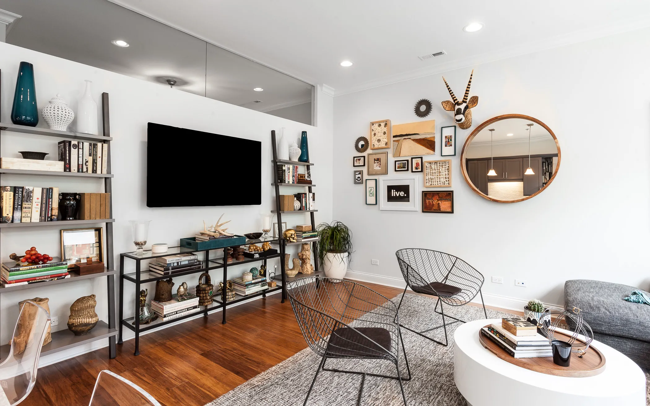 model kitchen at Wells Place Apartments in Chicago