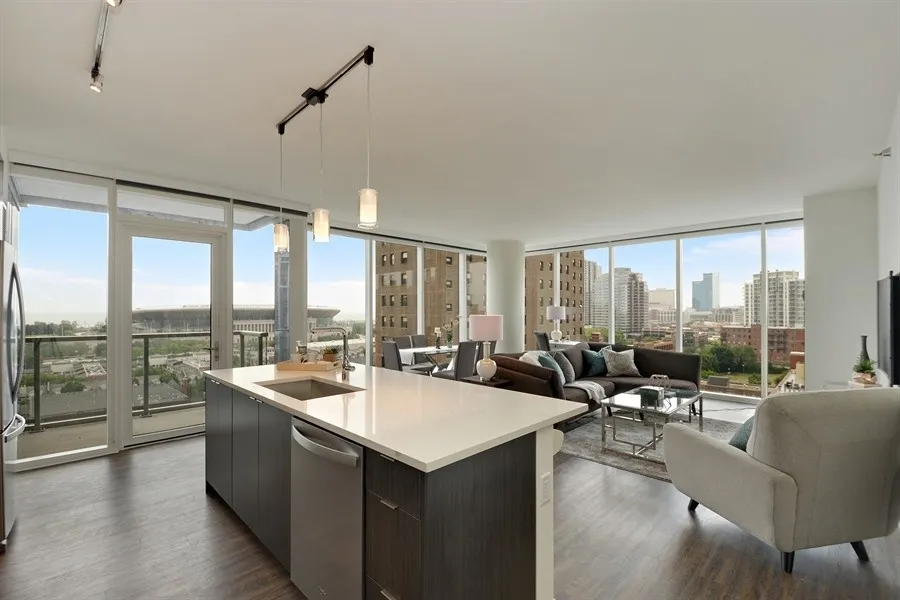 living room at 1407 On Michigan Apartments at 1407 South Michigan Ave