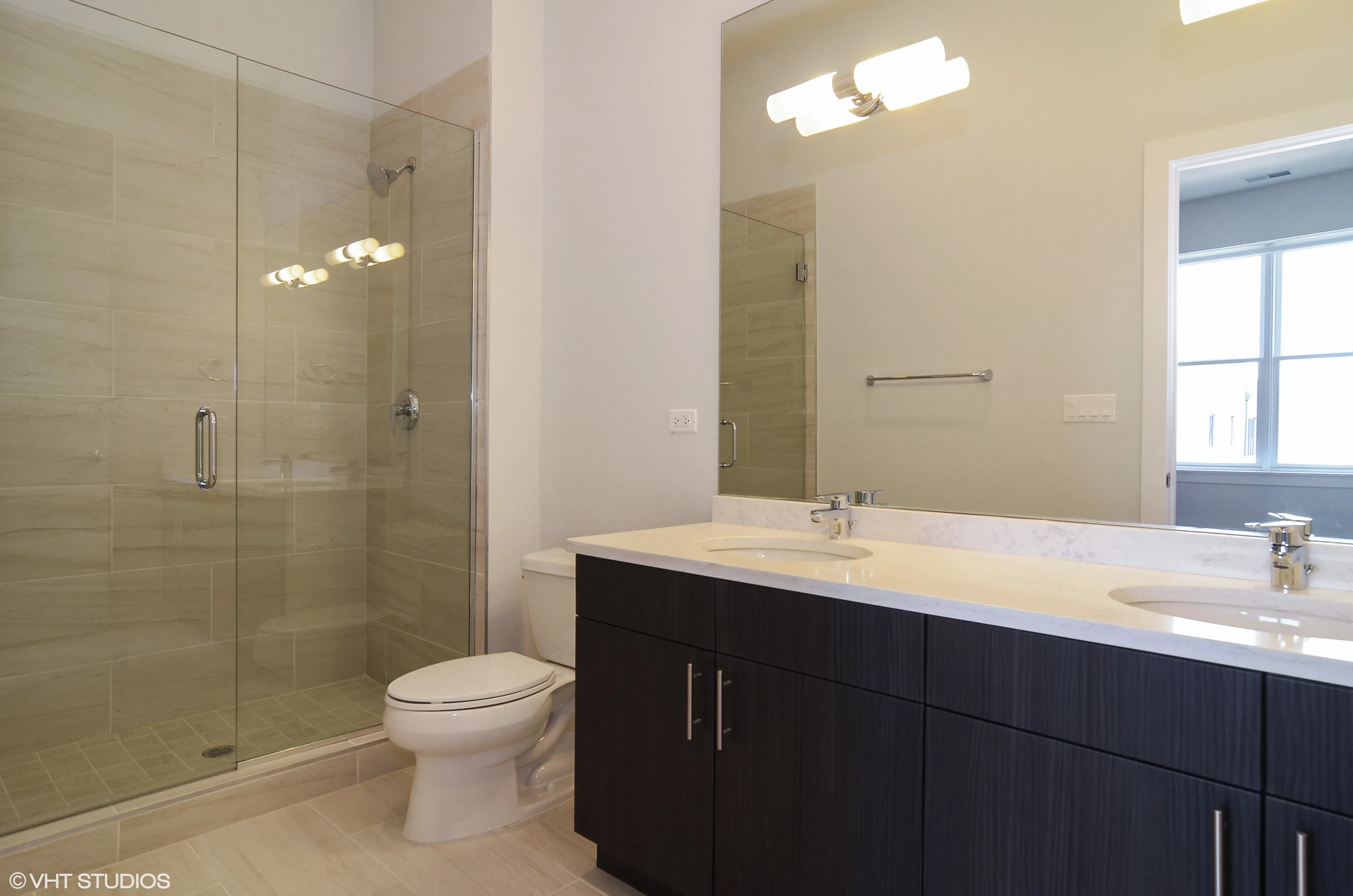 1507 W CARMEN AVE 60640-Carmen Luxury Apartments-unit#3E-Chicago-IL