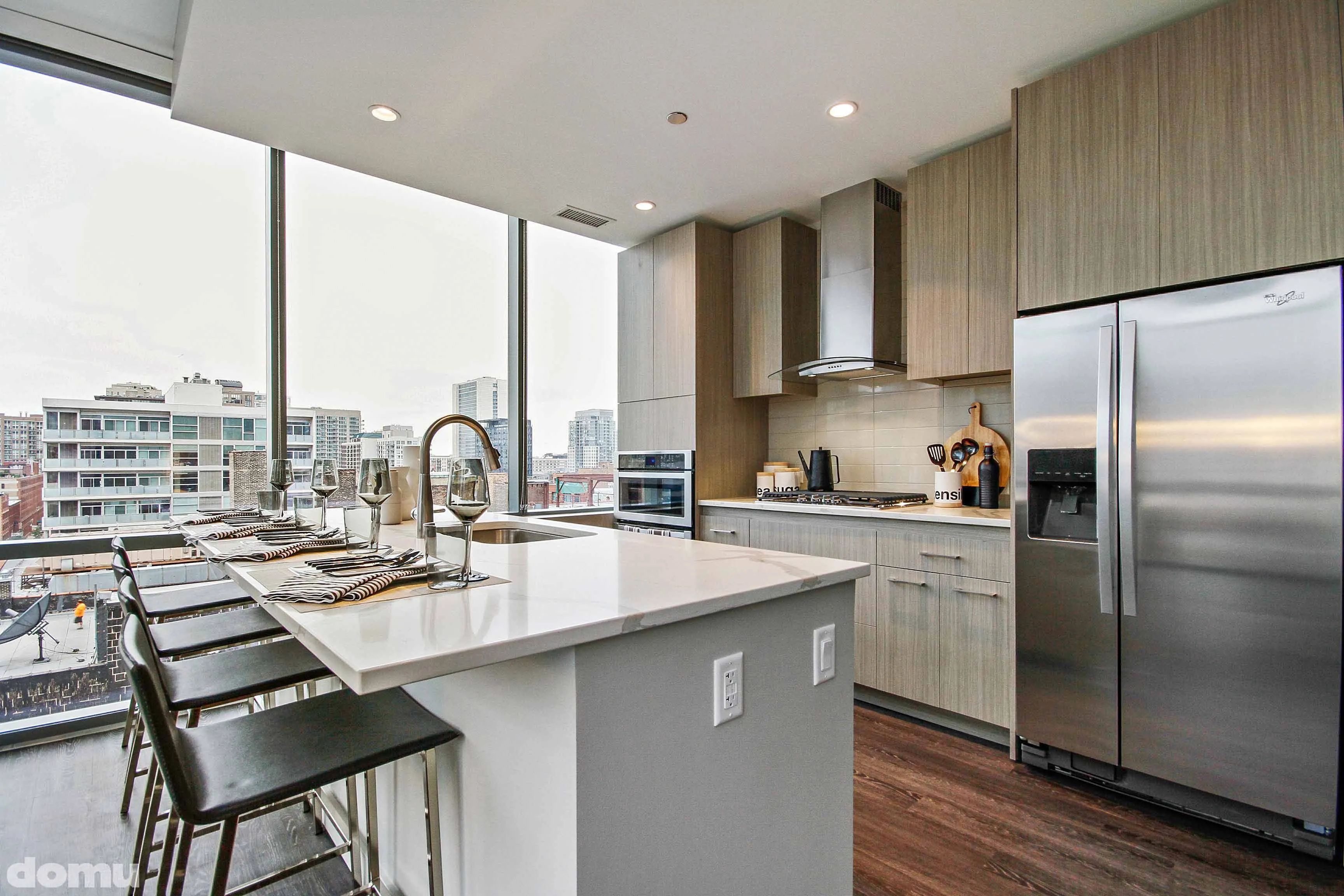 living room model unit at 640 North Wells Apartments in River North Chicago
