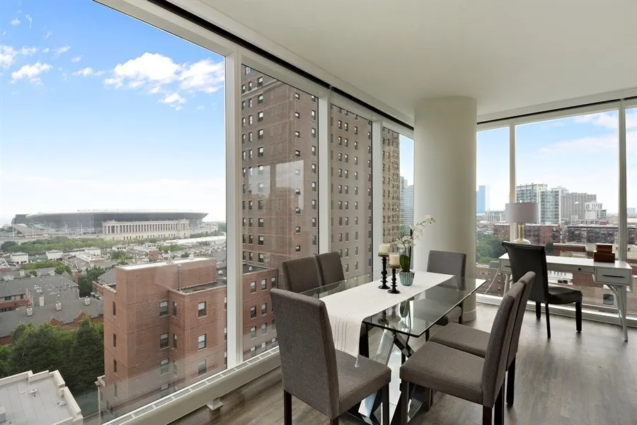 living room at 1407 On Michigan Apartments at 1407 South Michigan Ave