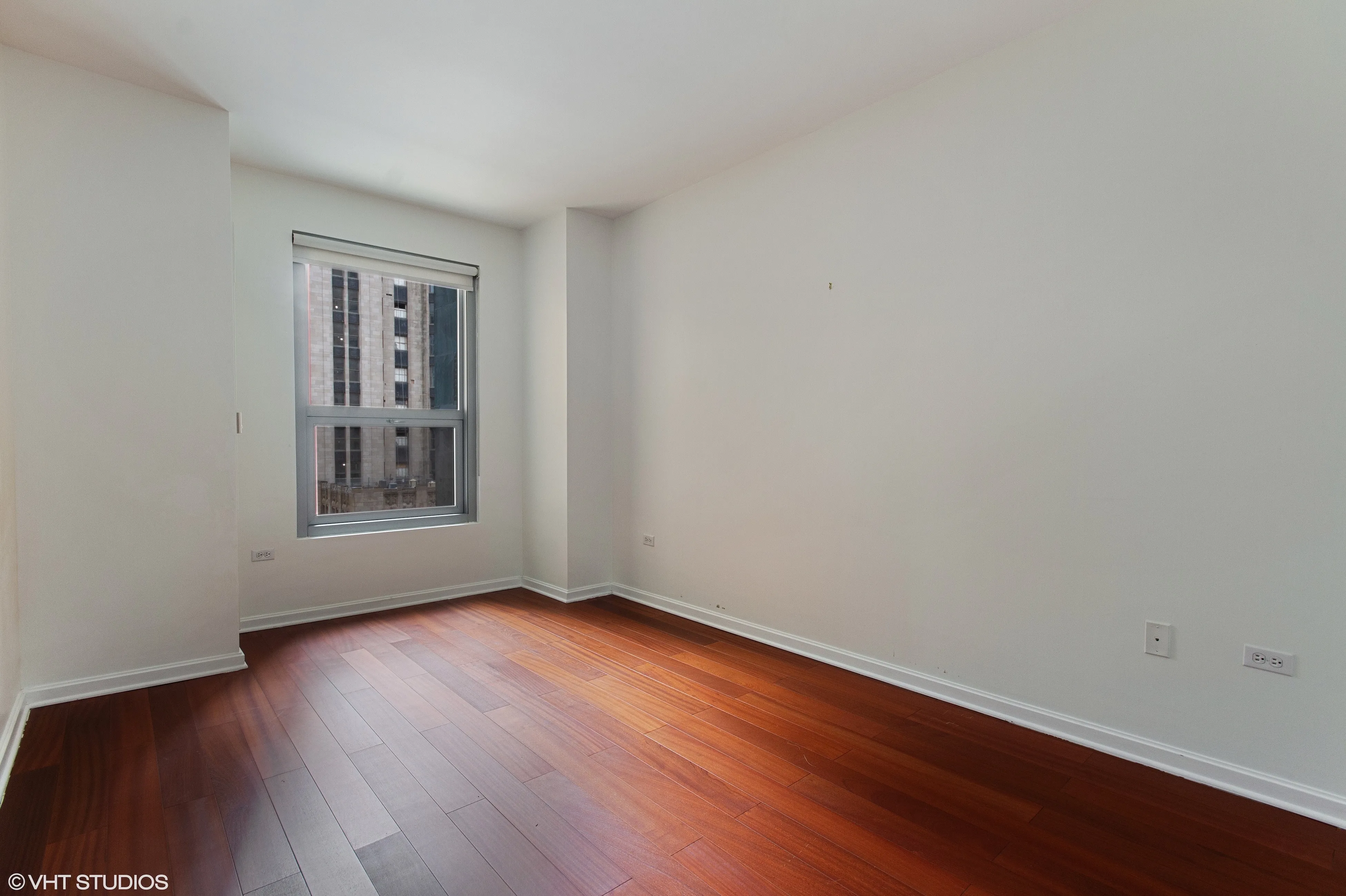 160 E LINOIS ST 60611-Luxury Condo-unit#1703-Chicago-IL