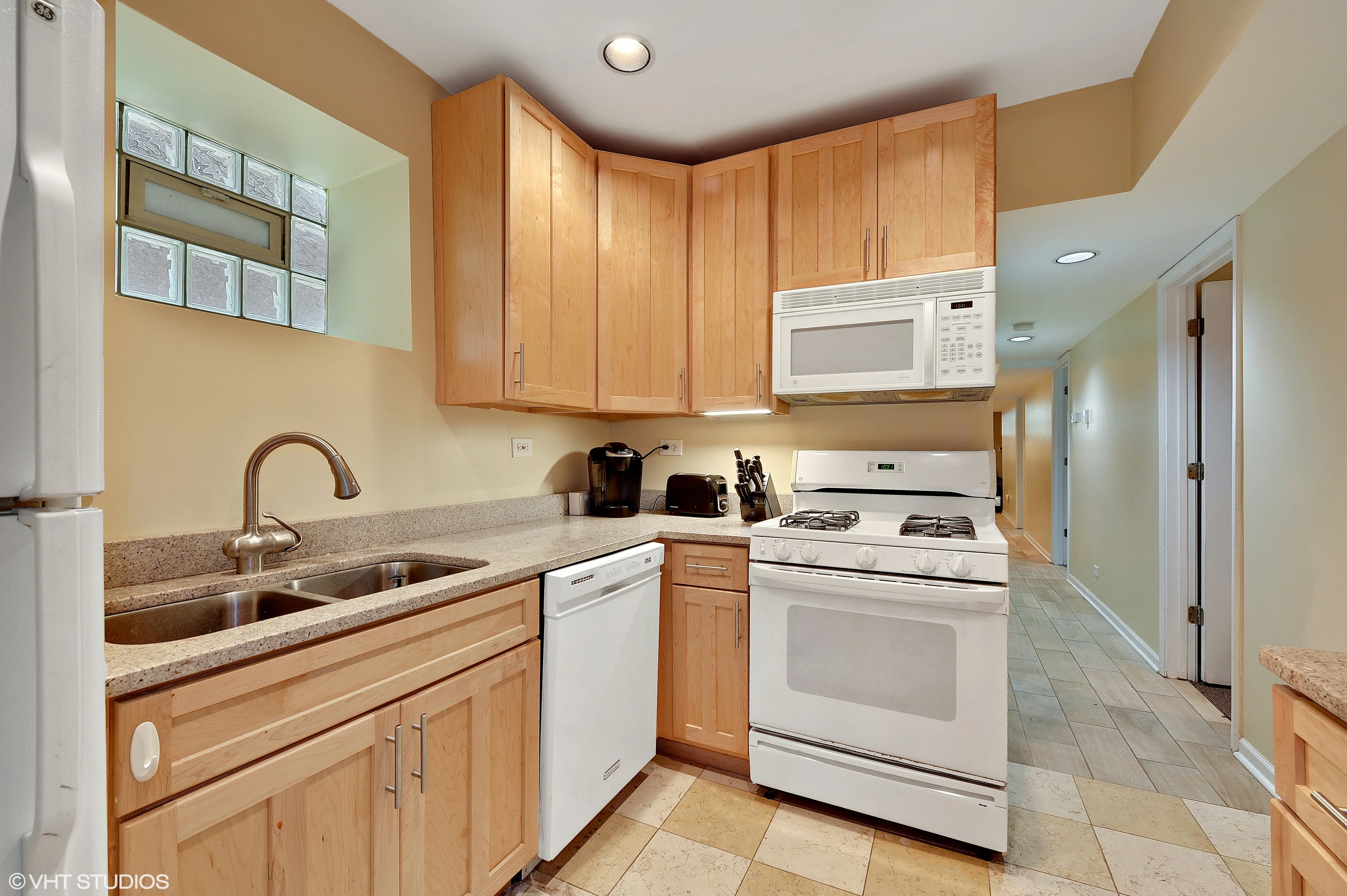 1917 N LARRABEE ST 60614-unit#GARD-Chicago-IL