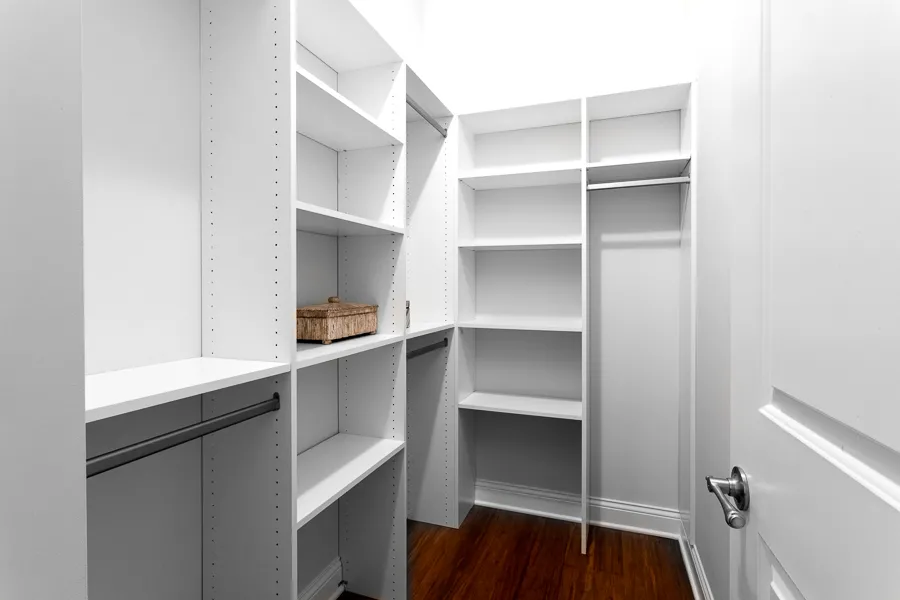 model kitchen at Wells Place Apartments in Chicago