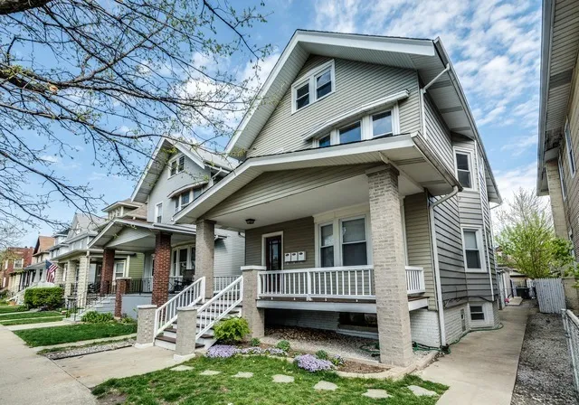 4126 W NEWPORT AVE 60641-unit#01-Chicago-IL