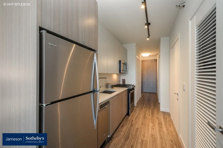 living room at 1407 On Michigan Apartments at 1407 South Michigan Ave