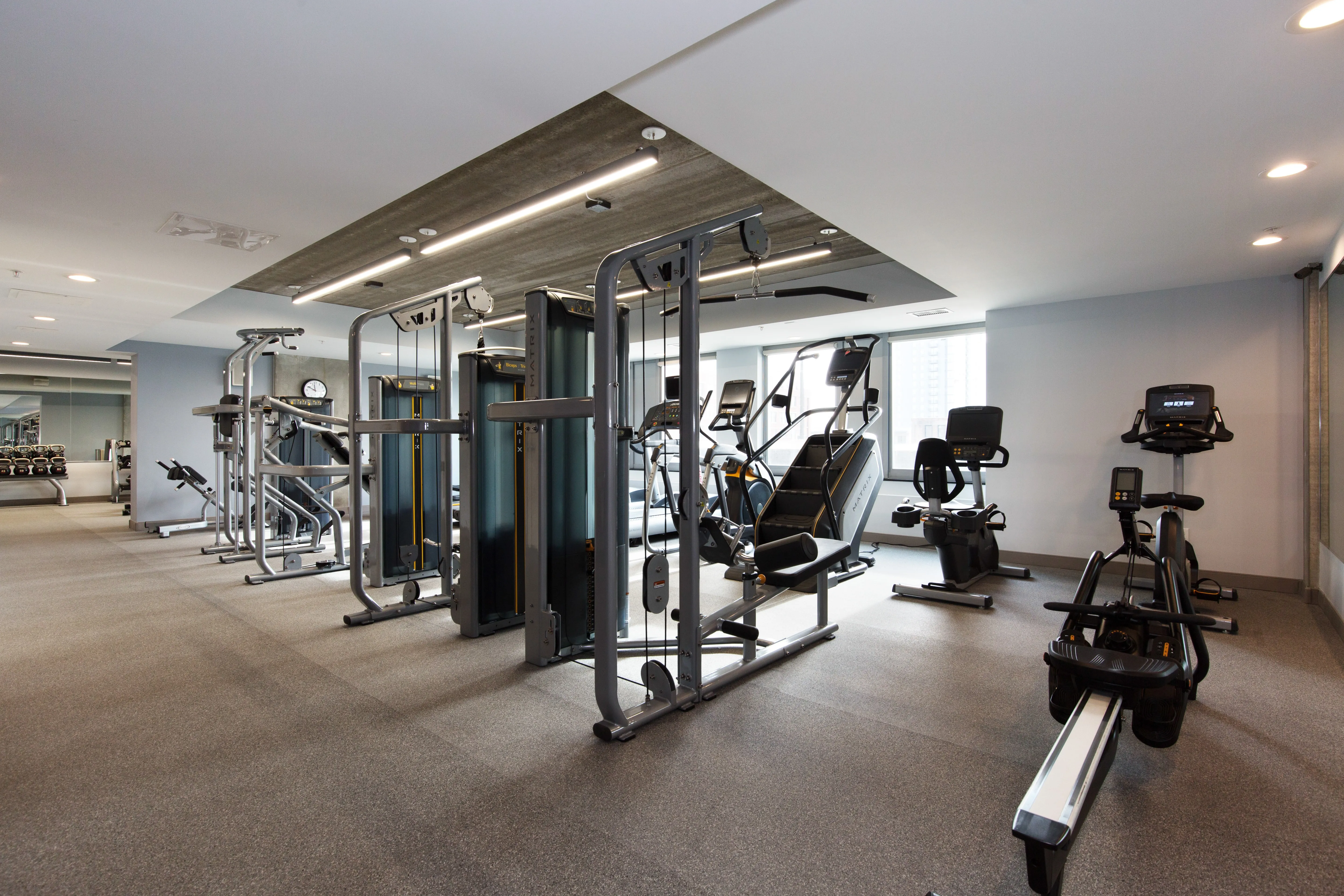 exterior deck of Oak Park Place Apartments