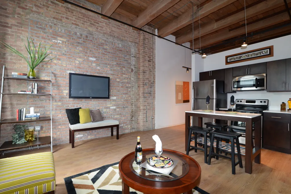 corner view of the historic Vesta Lofts in the south loop of chicago