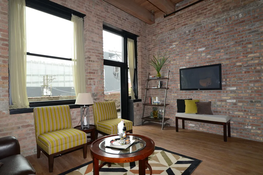 corner view of the historic Vesta Lofts in the south loop of chicago