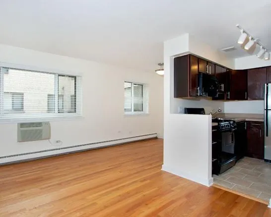 kitchen at Reside on Roscoe Apartments in Chicago