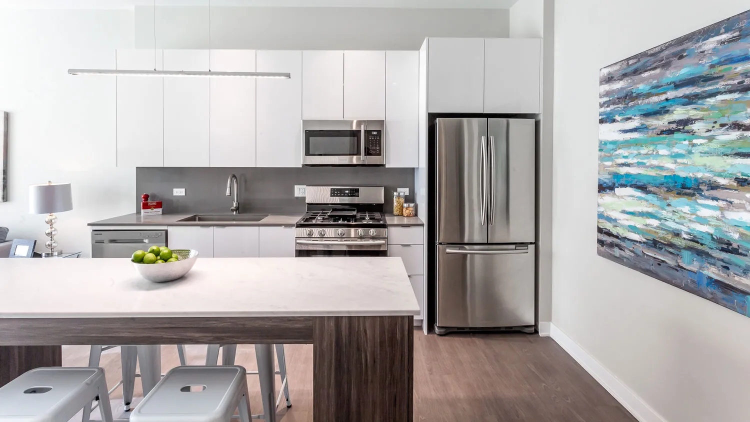 Mode Logan Square Apartments