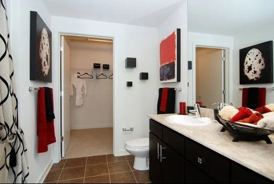 EnV Chicago Apartments