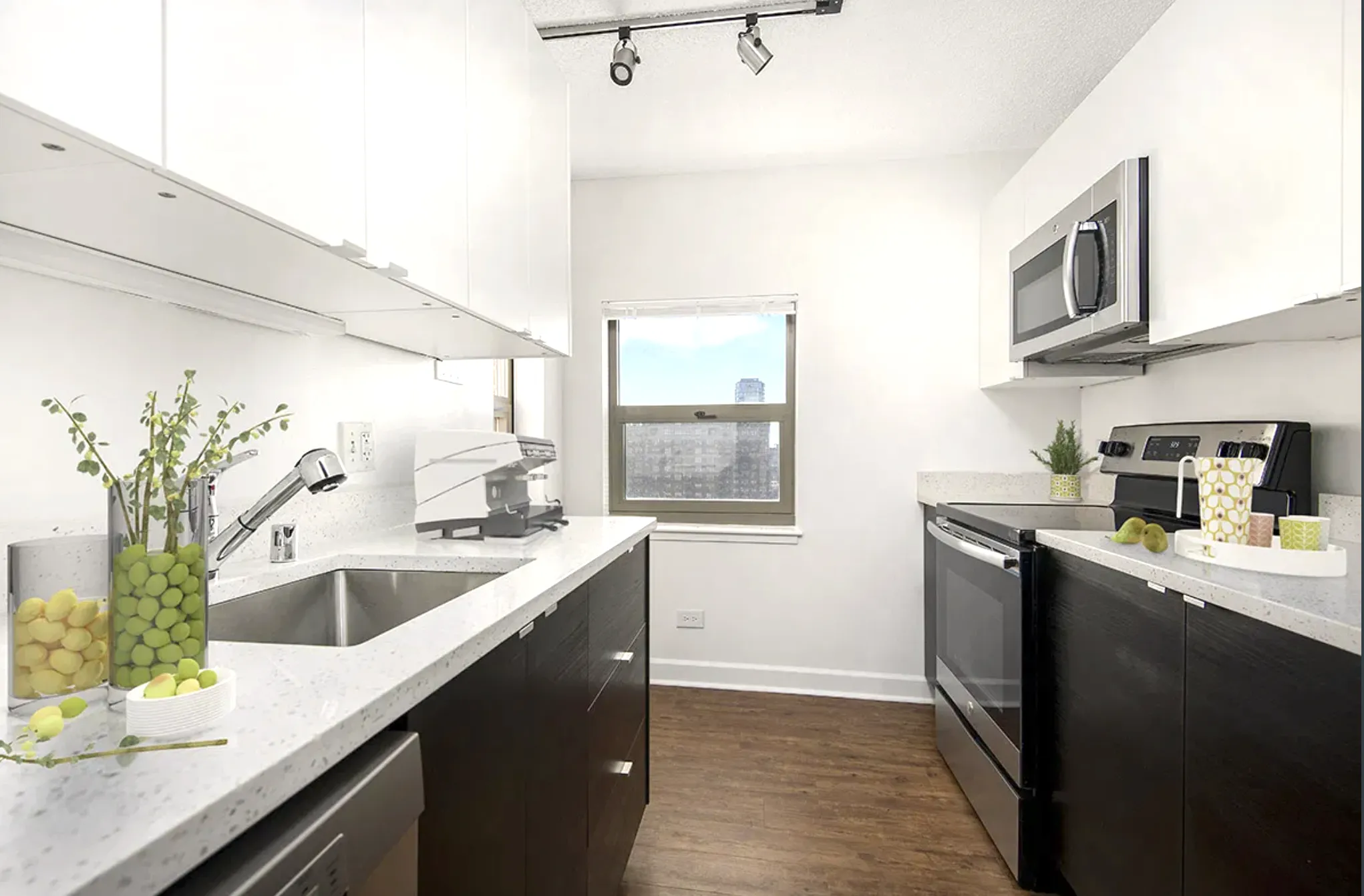 100 West Chestnut, Two Bedroom, Bedroom