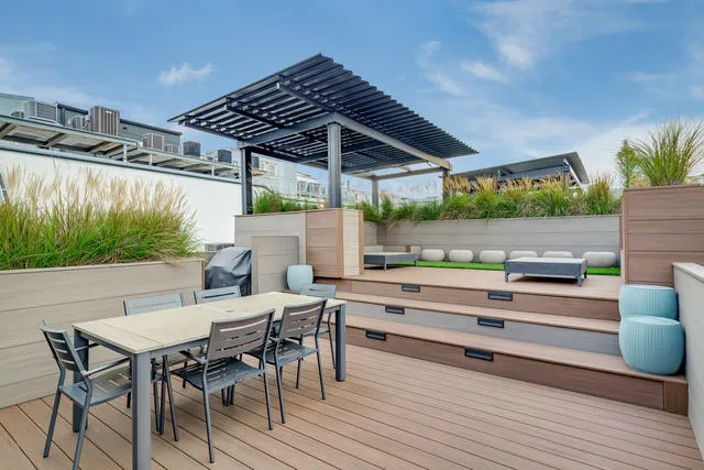 1000 W Washington Lofts Apartments