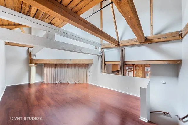 1000 W Washington Lofts Apartments