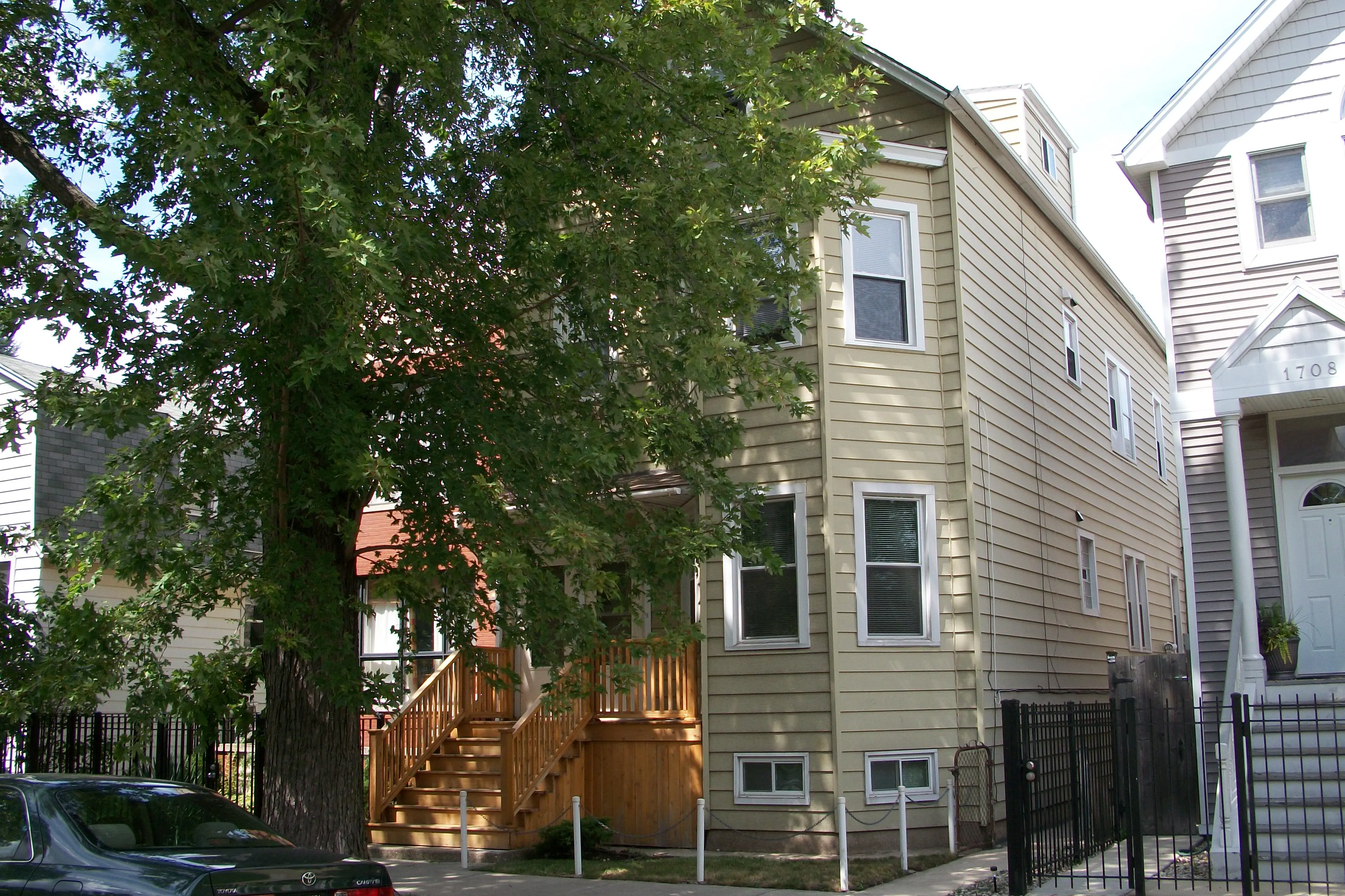 1710 W WELLINGTON AVE 60657-unit#2-Chicago-IL