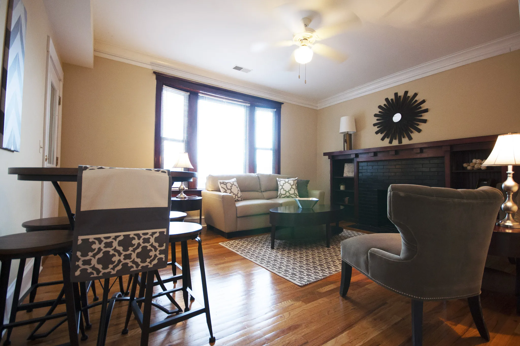 living room looking towards Wrigley Field at 1010 West Waveland Apartments