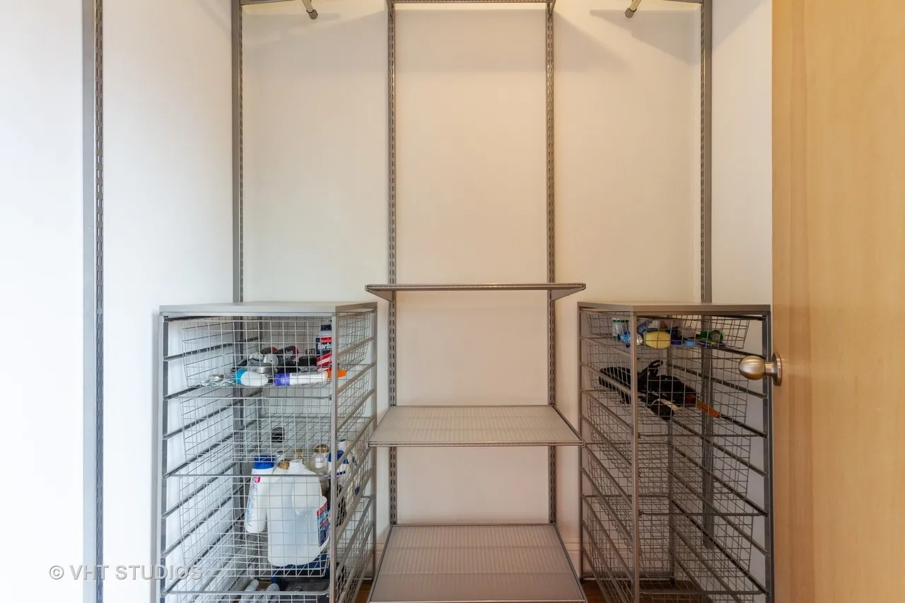 1343 N MOHAWK ST 60610-Attached Single Family, 1/2 Duplex, Penthouse-unit#03-S-Chicago-IL