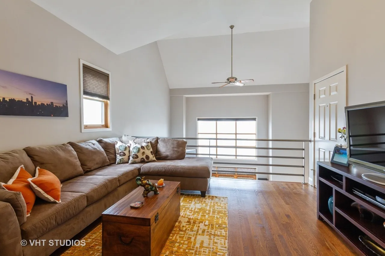 1343 N MOHAWK ST 60610-Attached Single Family, 1/2 Duplex, Penthouse-unit#03-S-Chicago-IL