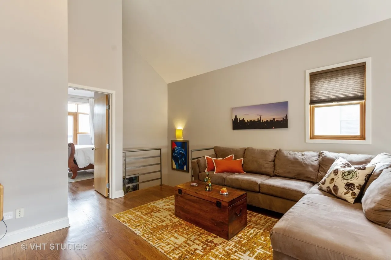 1343 N MOHAWK ST 60610-Attached Single Family, 1/2 Duplex, Penthouse-unit#03-S-Chicago-IL