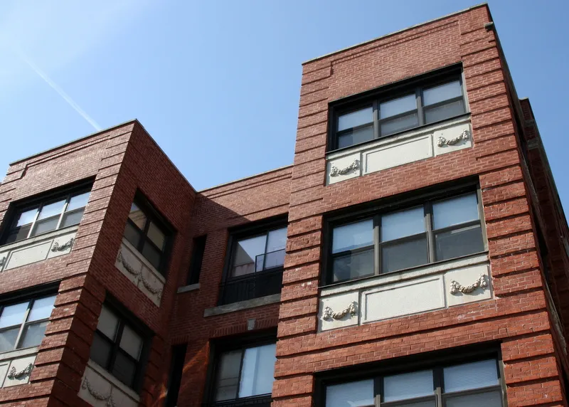 l;ooking up at 4554 N Malden Apartments in Uptown