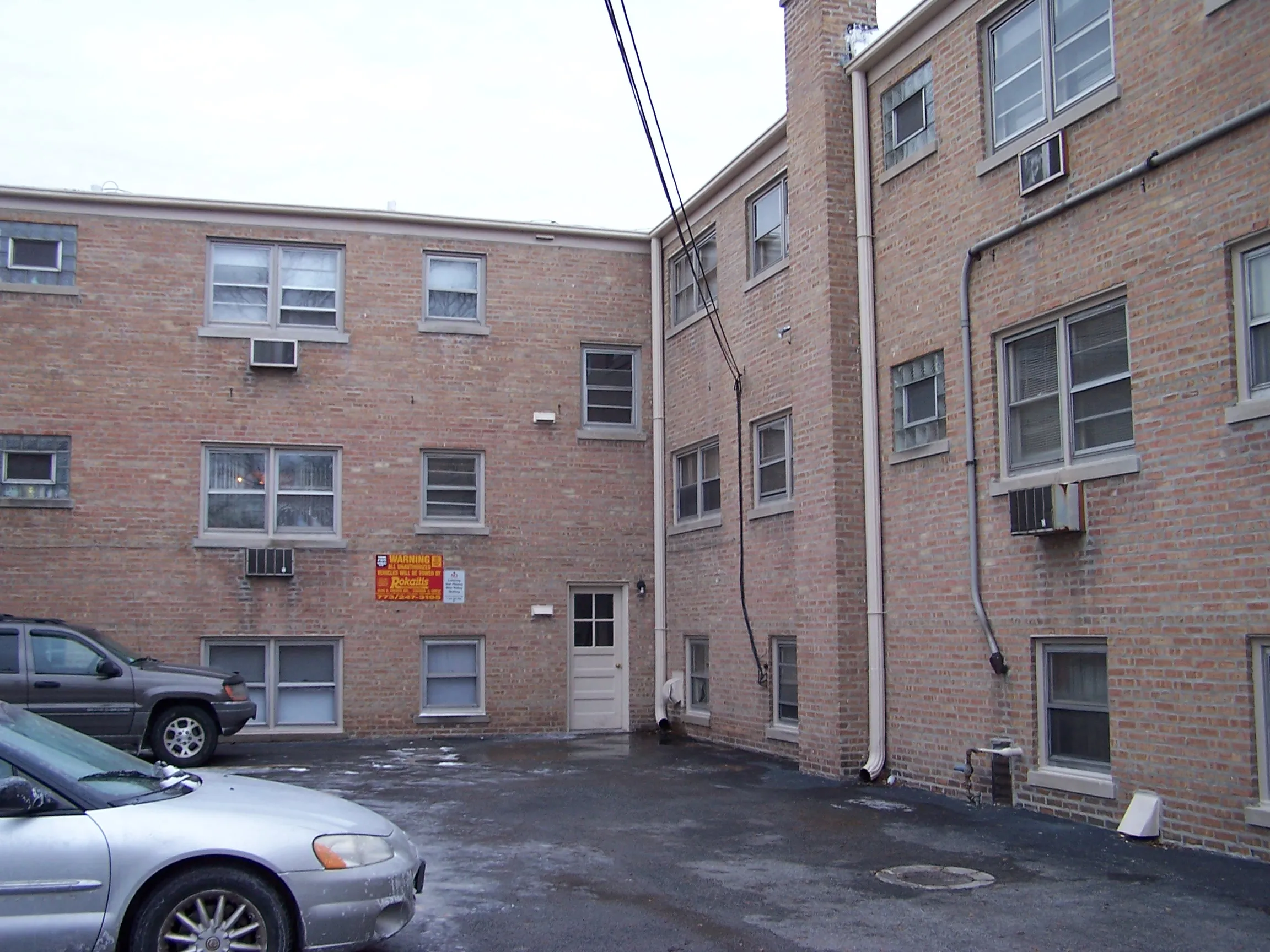 9701 S PULASKI RD 60805-97th and Pulaski-unit#2E-Evergreen-IL