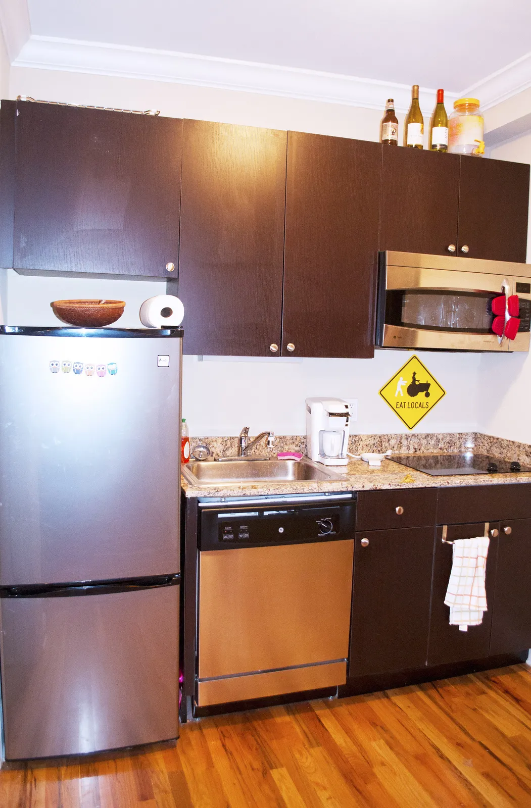 master bedroom model at 1632 W. Belmont Apartments in Lakeview Chicago