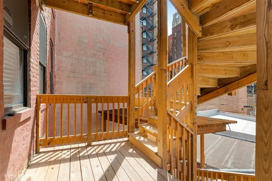 323 W WEBSTER AVE 60614-unit#03-Chicago-IL