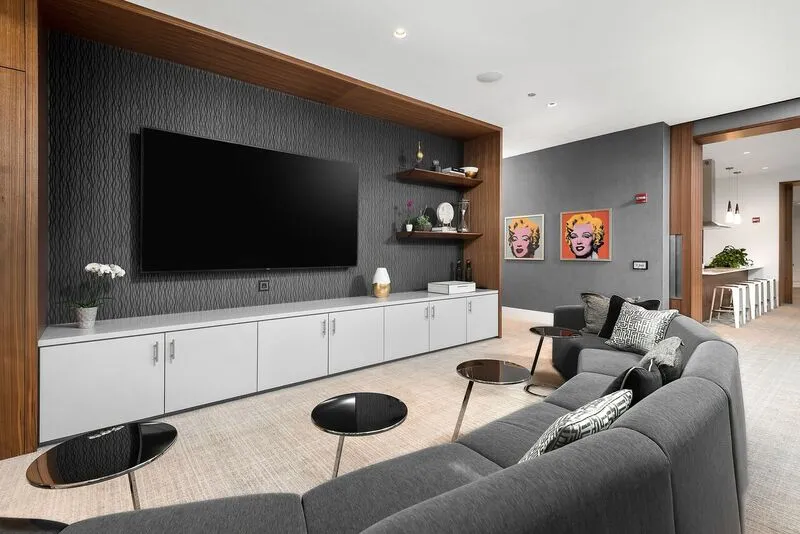 Next Apartments