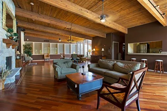 Barrington Lake Apartments