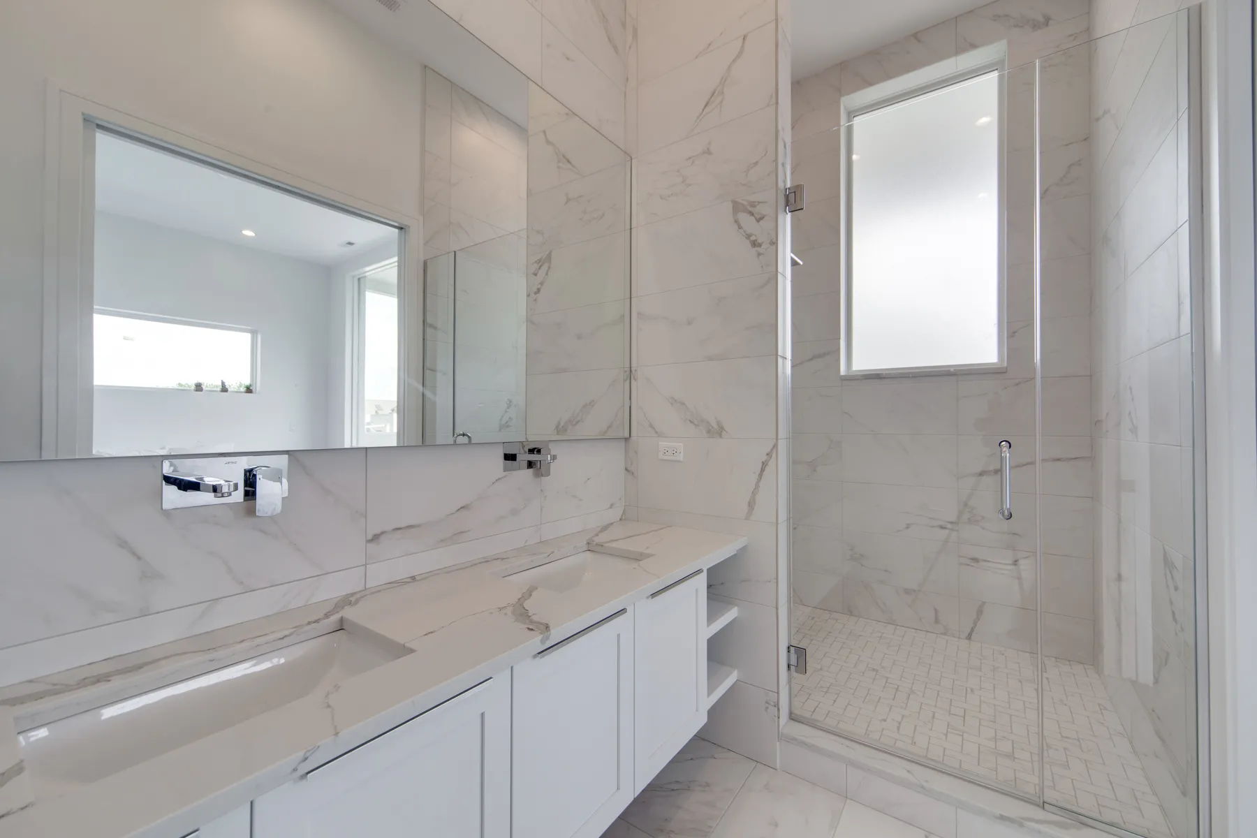 Common Damen Apartments