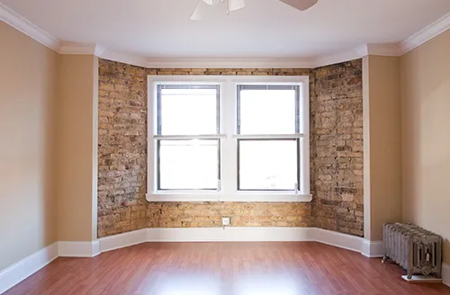 exterior front of 1063 West Columbia Apartments in Rogers Park Chicago