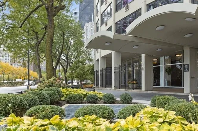 1150 N LAKE SHORE DR 60611-unit#15-J-Chicago-IL