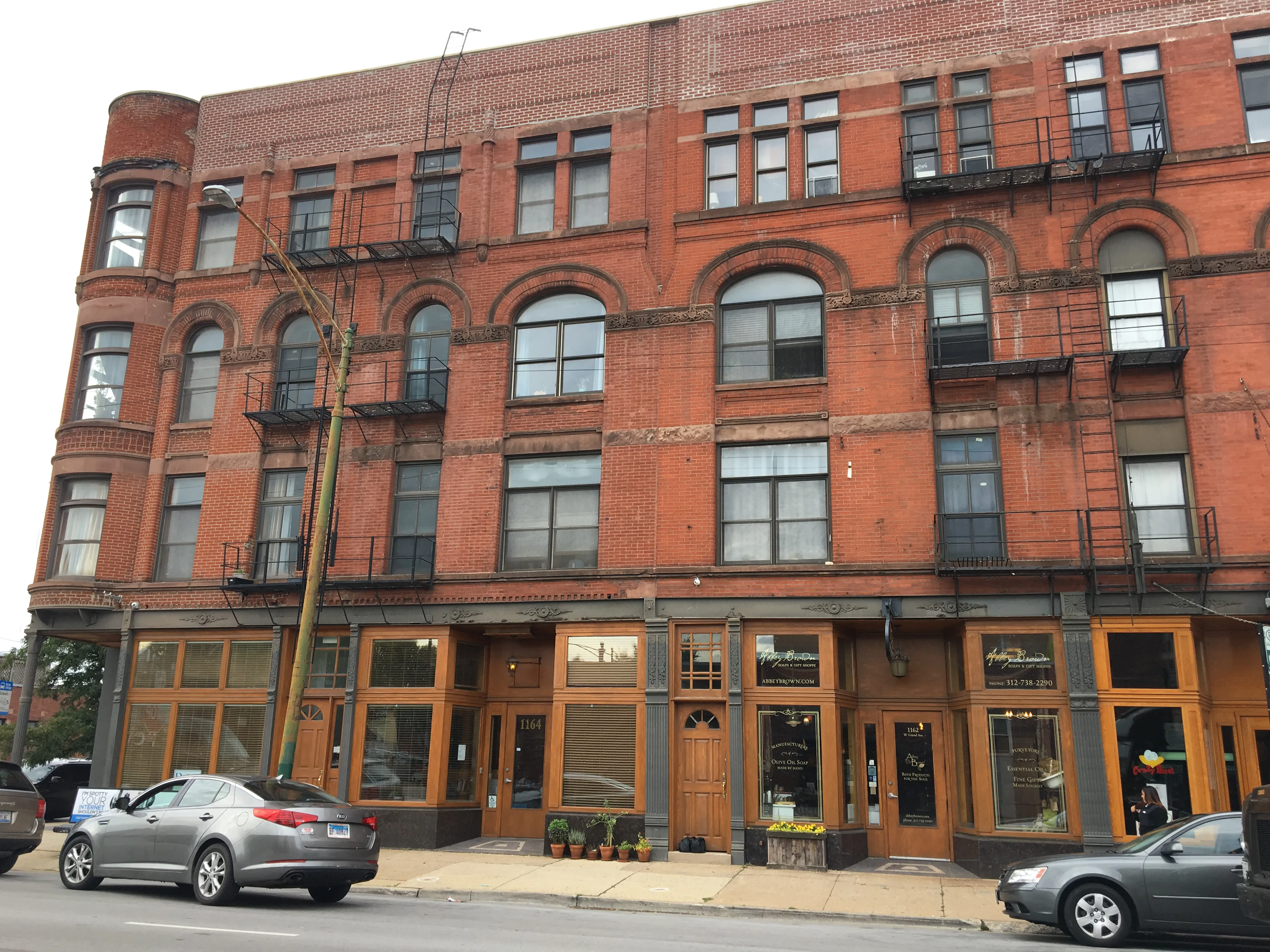 1162 W GRAND AVE 60642-unit#3-F-Chicago-IL