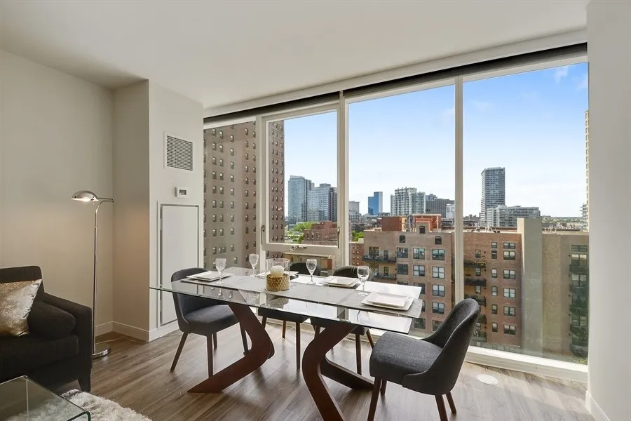 living room at 1407 On Michigan Apartments at 1407 South Michigan Ave