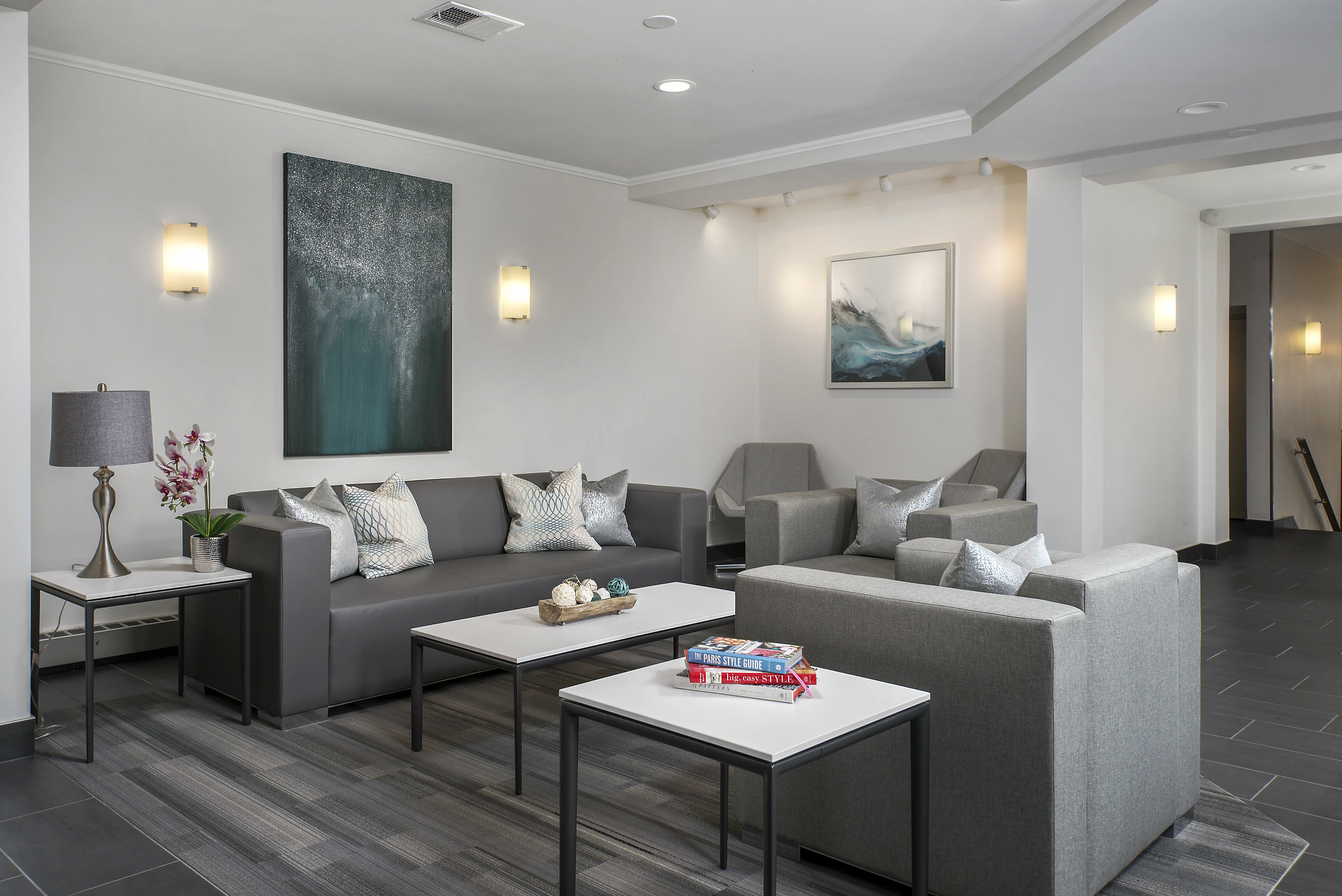 The Bryn Apartments in Edgewater, Chicago