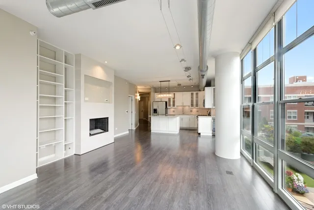 1200 W Monroe Apartments