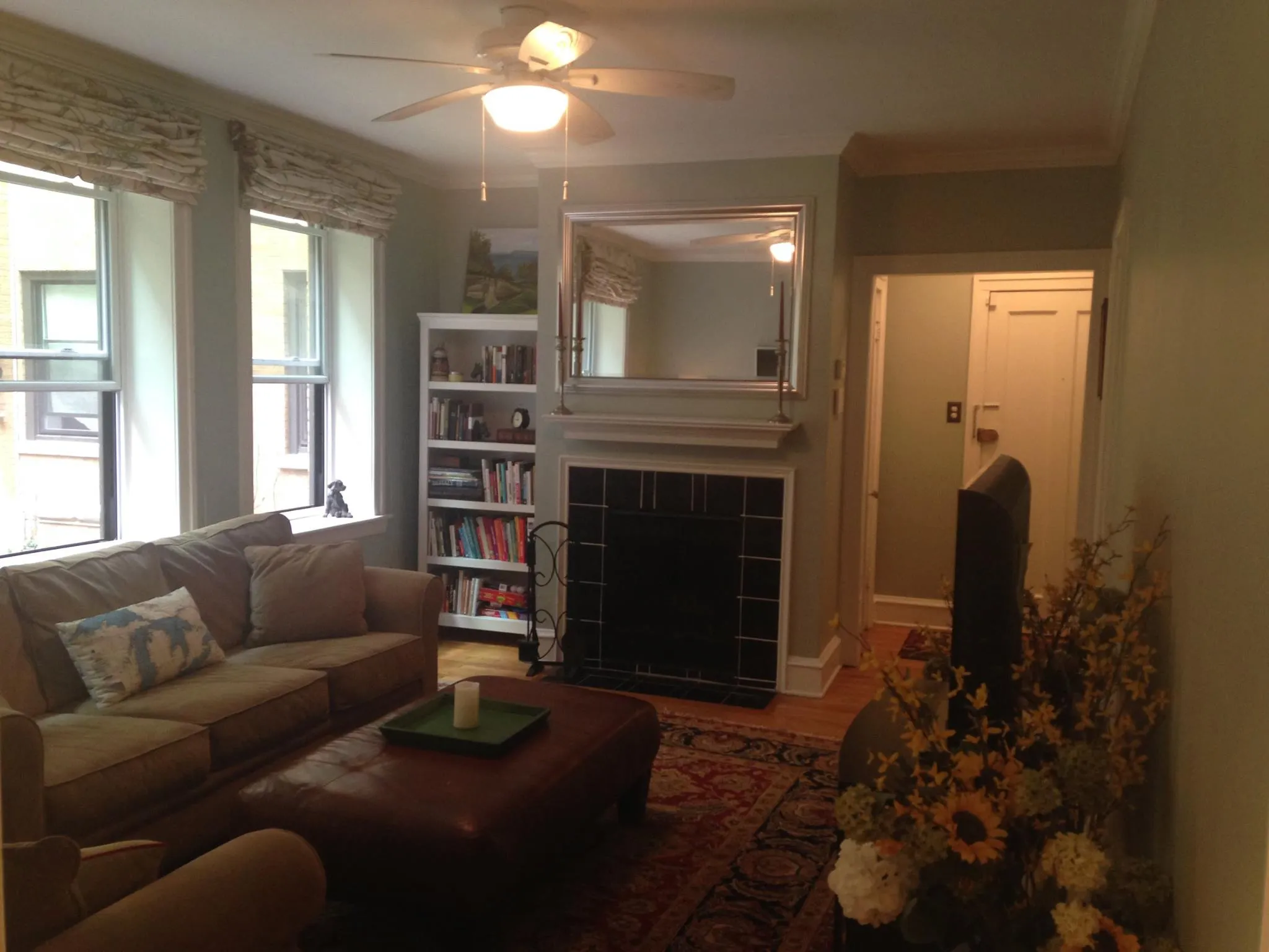 636 W WAVELAND AVE 60613-Waveland Courts Condominiums-unit#1E-Chicago-IL